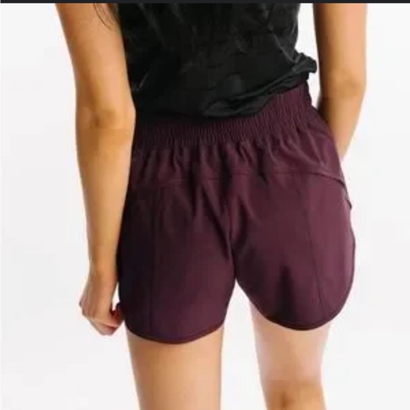 Zyia Plum Fierce Zipper Pocket active Shorts size XL zipped pockets - Picture 3 of 8